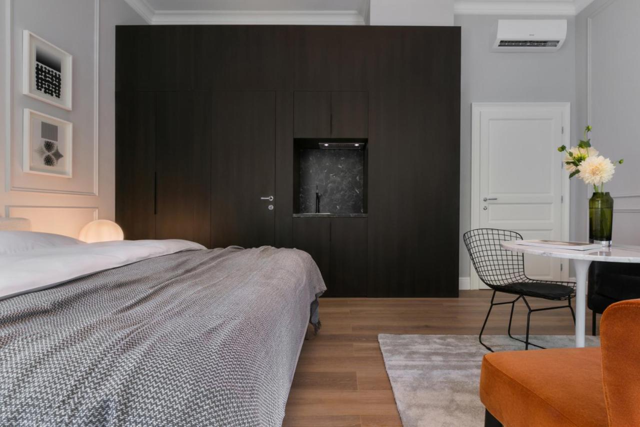 Bumblebee Luxury Apartment